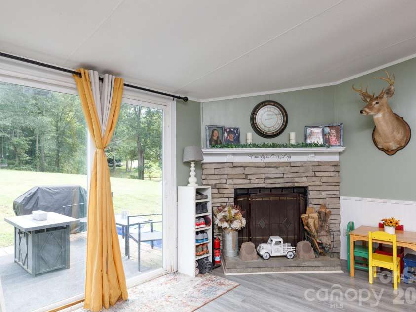 120 Creekstone Lane, York, SC 29745.  MLS# CAR4414611, YatesRealty ID 44080. 