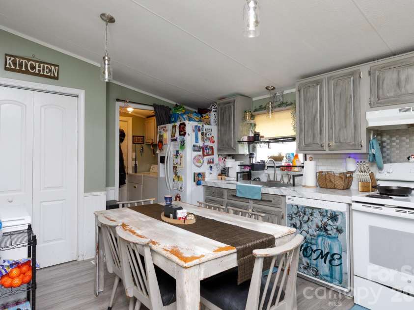 120 Creekstone Lane, York, SC 29745.  MLS# CAR4414611, YatesRealty ID 44080. 