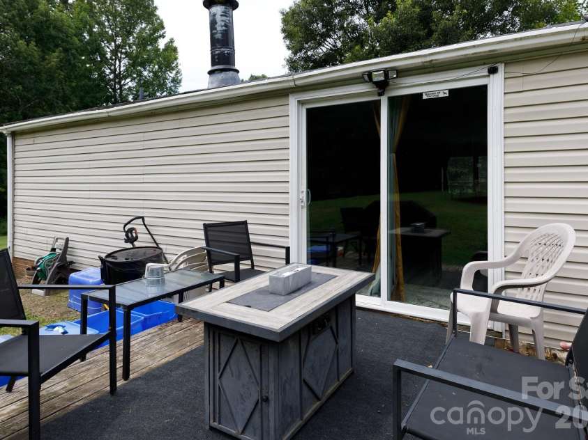 120 Creekstone Lane, York, SC 29745.  MLS# CAR4414611, YatesRealty ID 44080. 