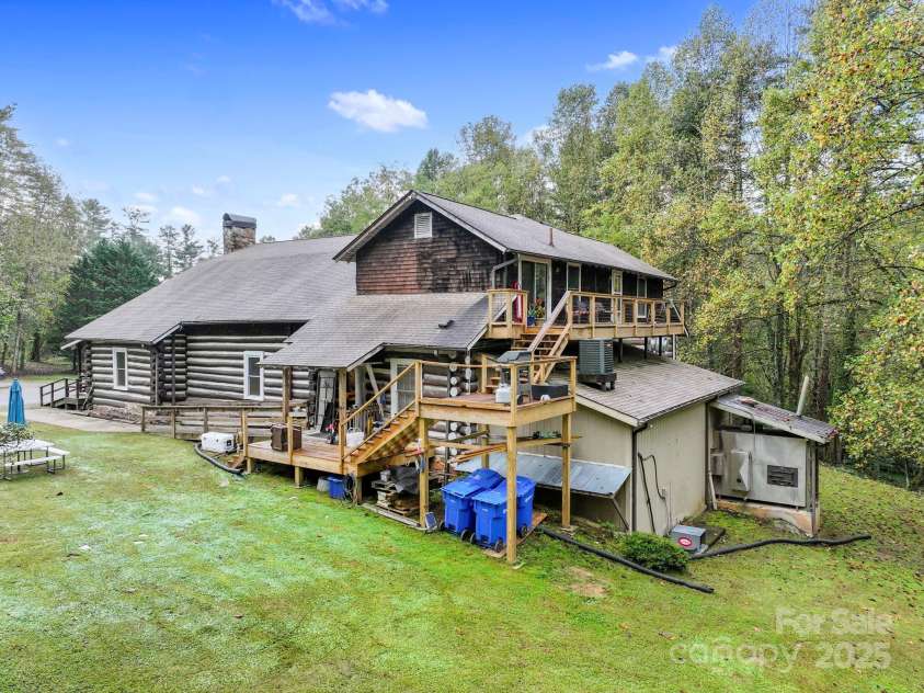 1196 Country Club Road, Brevard, NC 28712.  MLS# CAR4309337, YatesRealty ID 44082. 