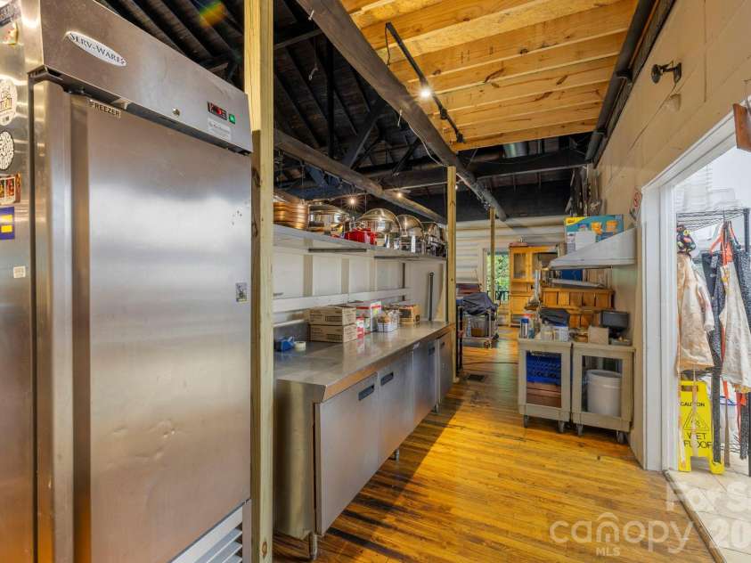1196 Country Club Road, Brevard, NC 28712.  MLS# CAR4309337, YatesRealty ID 44082. 