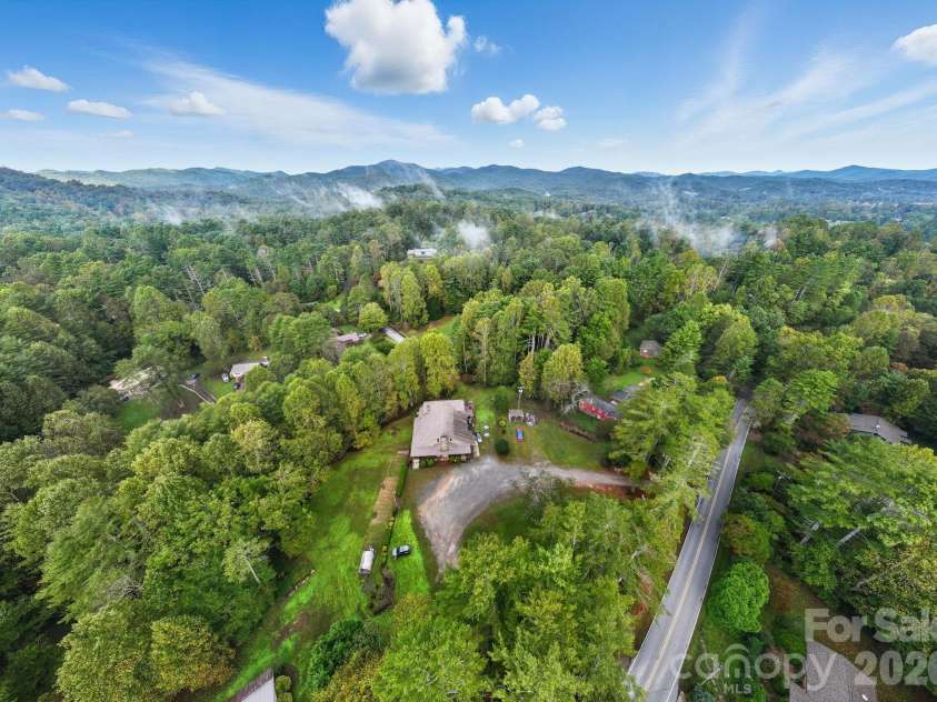 1196 Country Club Road, Brevard, NC 28712.  MLS# CAR4309337, YatesRealty ID 44082. 