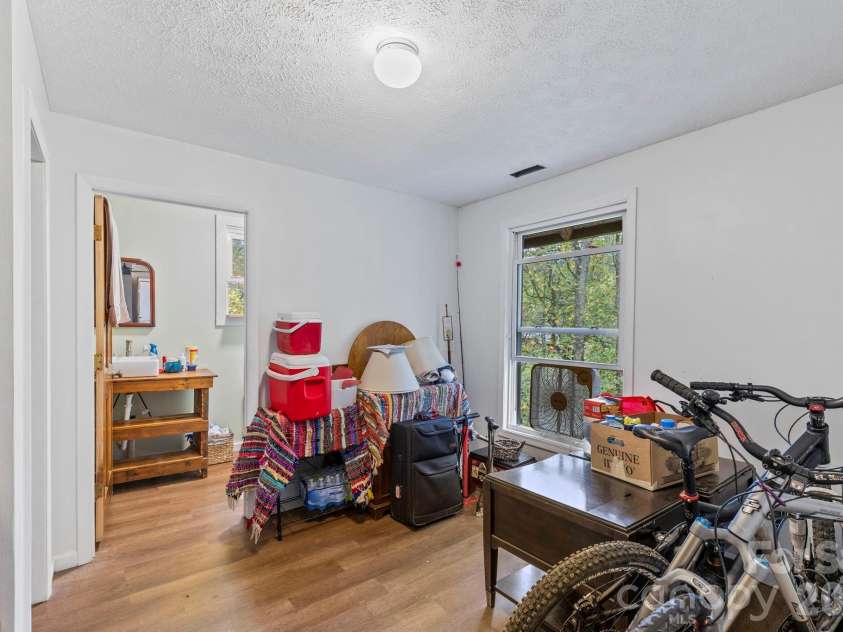 1196 Country Club Road, Brevard, NC 28712.  MLS# CAR4309337, YatesRealty ID 44082. 