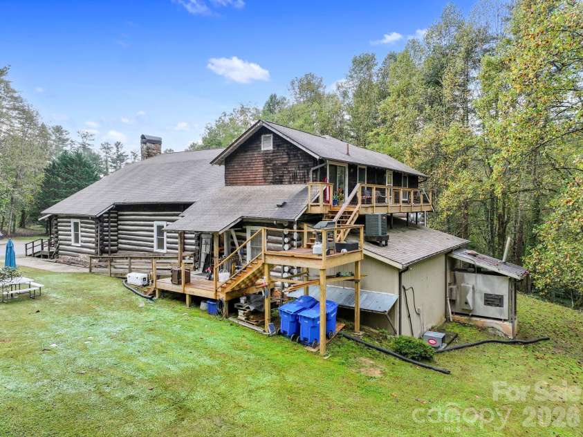 1196 Country Club Road, Brevard, NC 28712.  MLS# CAR4309337, YatesRealty ID 44082. 