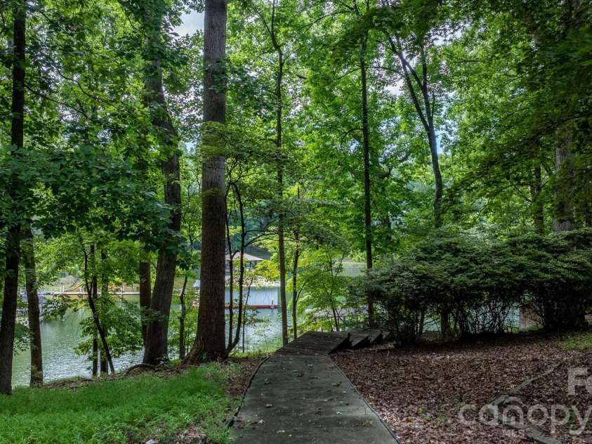139 Windwood Lane, Troutman, NC 28166.  MLS# CAR4413560, YatesRealty ID 44085. Back Yard