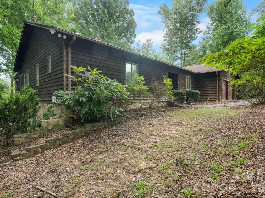 139 Windwood Lane, Troutman, NC 28166.  MLS# CAR4413560, YatesRealty ID 44085. Front