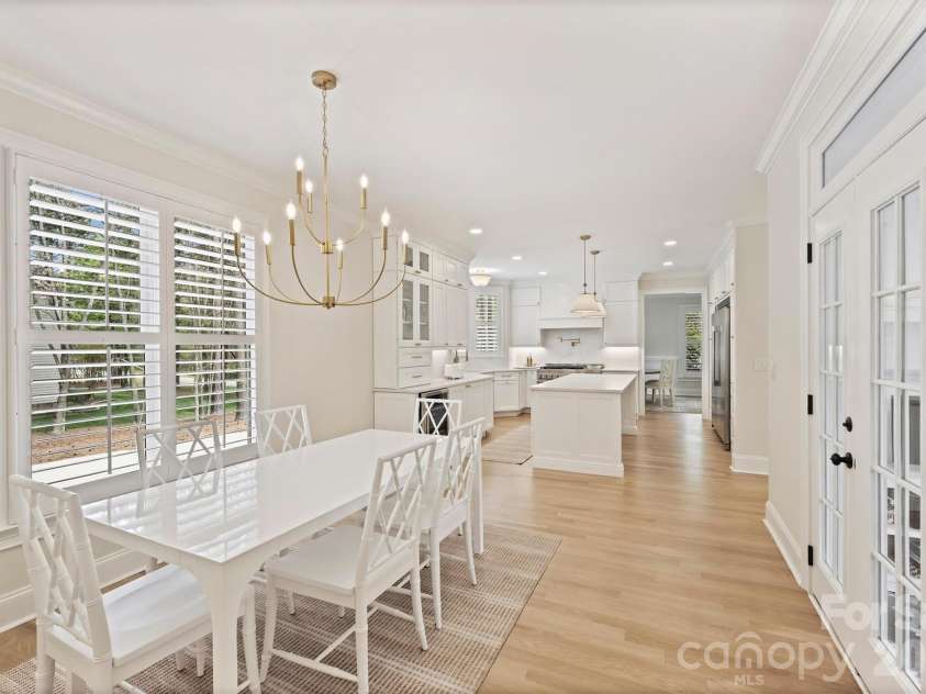 271 Beaten Path Road, Mooresville, NC 28117.  MLS# CAR4364554, YatesRealty ID 44086. Breakfast & Kitchen