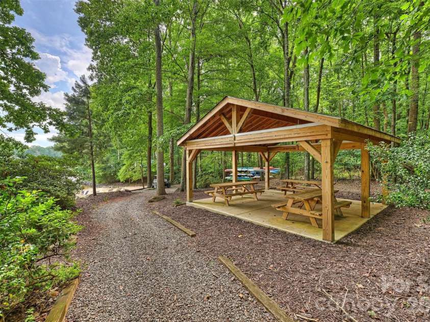 271 Beaten Path Road, Mooresville, NC 28117.  MLS# CAR4364554, YatesRealty ID 44086. Community Pavilion
