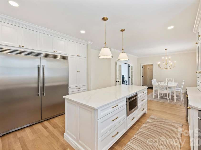 271 Beaten Path Road, Mooresville, NC 28117.  MLS# CAR4364554, YatesRealty ID 44086. Kitchen