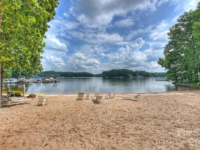 271 Beaten Path Road, Mooresville, NC 28117.  MLS# CAR4364554, YatesRealty ID 44086. Private Community Beach