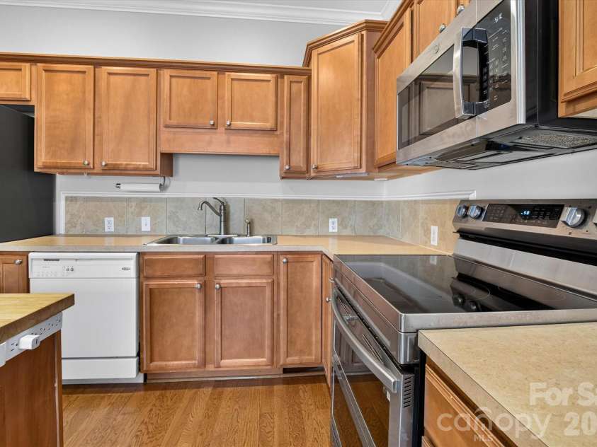 245 Eagle Creek Road, Clover, SC 29710.  MLS# CAR4414318, YatesRealty ID 44089. 