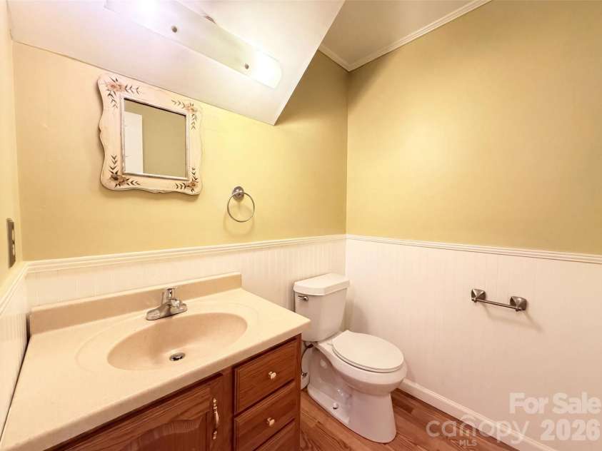 4600 Carving Tree Drive, Charlotte, NC 28227.  MLS# CAR4411849, YatesRealty ID 44090. 