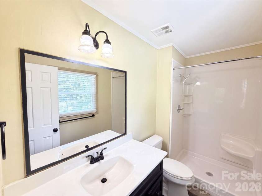 4600 Carving Tree Drive, Charlotte, NC 28227.  MLS# CAR4411849, YatesRealty ID 44090. 