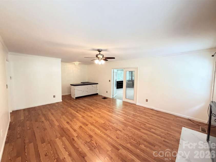 4600 Carving Tree Drive, Charlotte, NC 28227.  MLS# CAR4411849, YatesRealty ID 44090. 