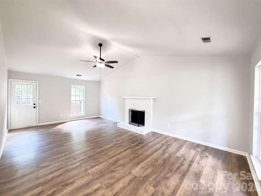 10244 Gloman Court, Charlotte, NC 28227.  MLS# CAR4412455, YatesRealty ID 44094. 