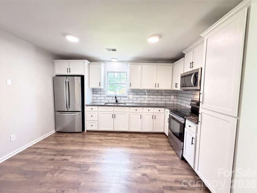 10244 Gloman Court, Charlotte, NC 28227.  MLS# CAR4412455, YatesRealty ID 44094. 