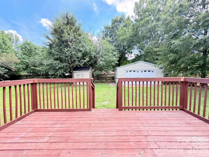 10244 Gloman Court, Charlotte, NC 28227.  MLS# CAR4412455, YatesRealty ID 44094. 
