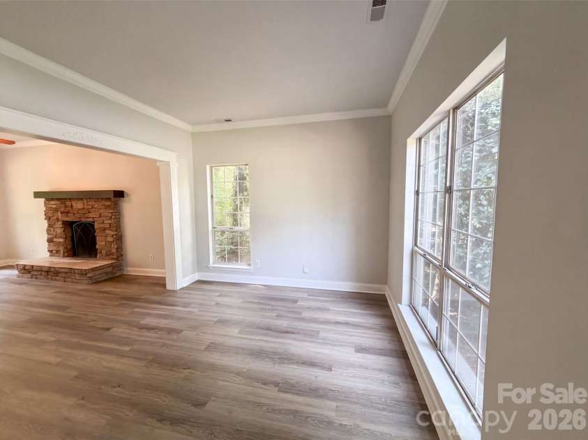 1604 Rocky Glen Lane, Charlotte, NC 28214.  MLS# CAR4414569, YatesRealty ID 44097. 