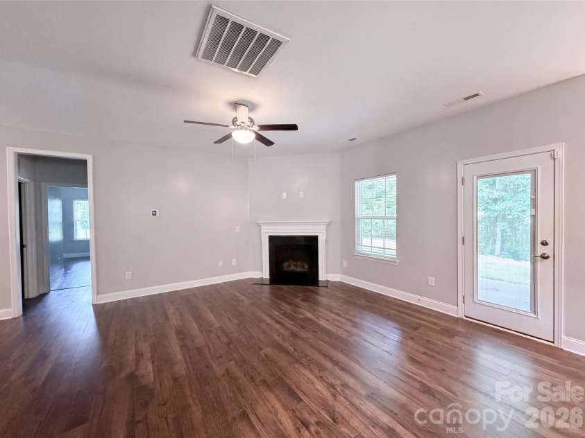 147 Allenton Way, Statesville, NC 28677.  MLS# CAR4414627, YatesRealty ID 44098. 