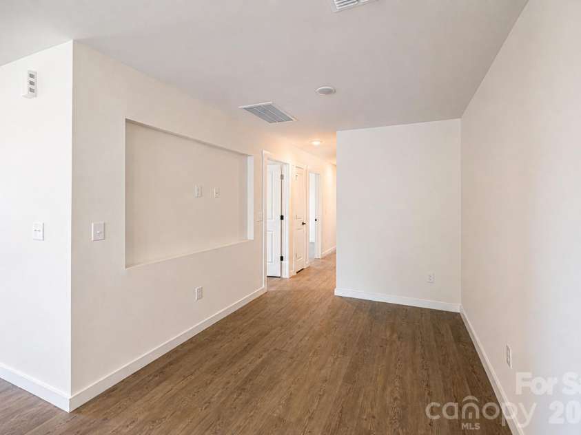 415-417 F Avenue, Hickory, NC 28602.  MLS# CAR4414635, YatesRealty ID 44099. 