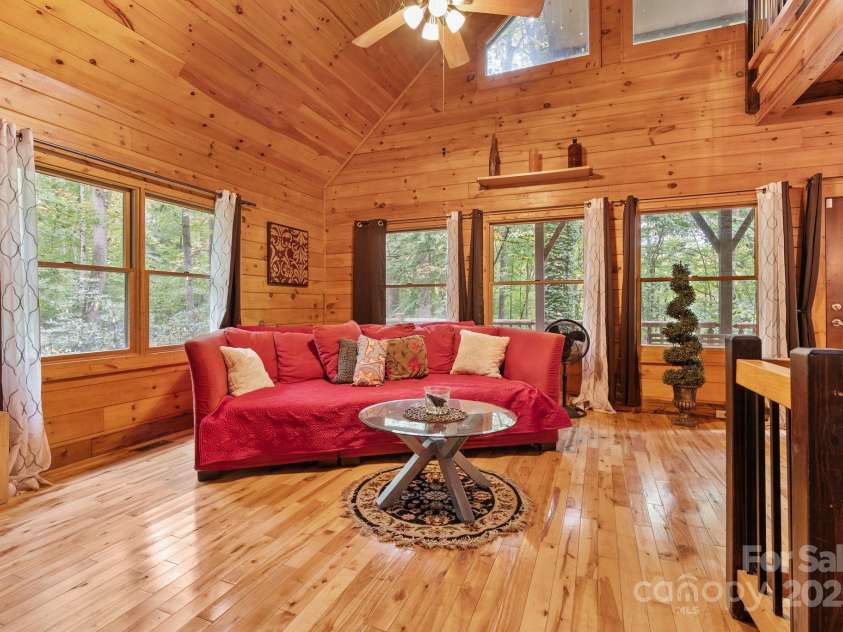 340 Henry Dingus Way, Maggie Valley, NC 28751.  MLS# CAR4309000, YatesRealty ID 441. 