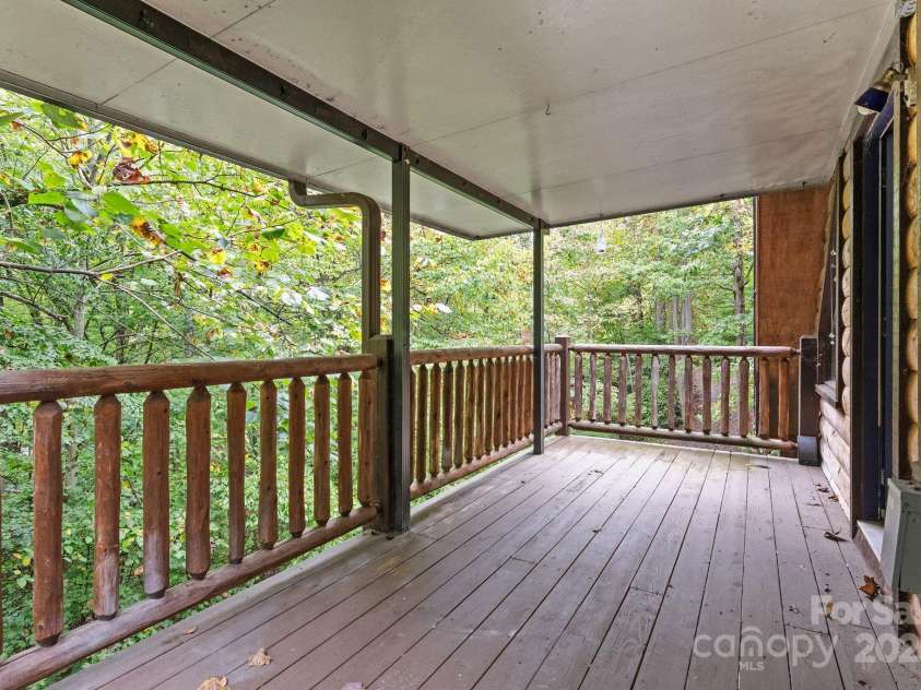 340 Henry Dingus Way, Maggie Valley, NC 28751.  MLS# CAR4309000, YatesRealty ID 441. 