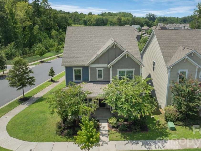 15505 Davidson East Drive, Davidson, NC 28036.  MLS# CAR4413352, YatesRealty ID 44100. 