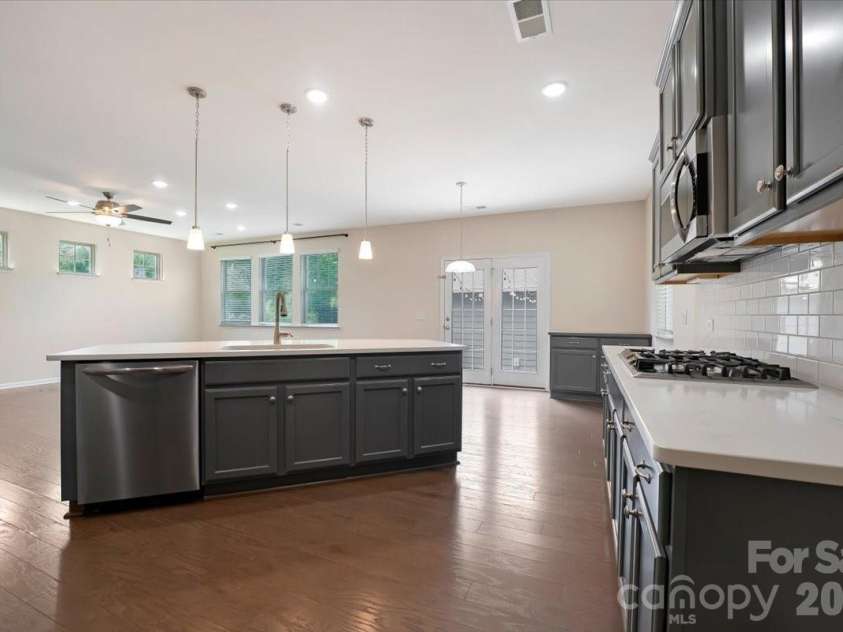 15505 Davidson East Drive, Davidson, NC 28036.  MLS# CAR4413352, YatesRealty ID 44100. 