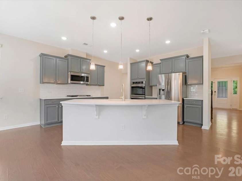 15505 Davidson East Drive, Davidson, NC 28036.  MLS# CAR4413352, YatesRealty ID 44100. 