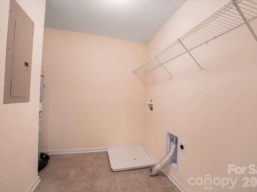 15505 Davidson East Drive, Davidson, NC 28036.  MLS# CAR4413352, YatesRealty ID 44100. 