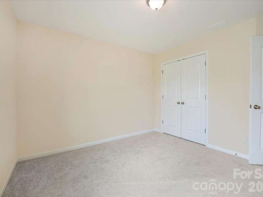 15505 Davidson East Drive, Davidson, NC 28036.  MLS# CAR4413352, YatesRealty ID 44100. 