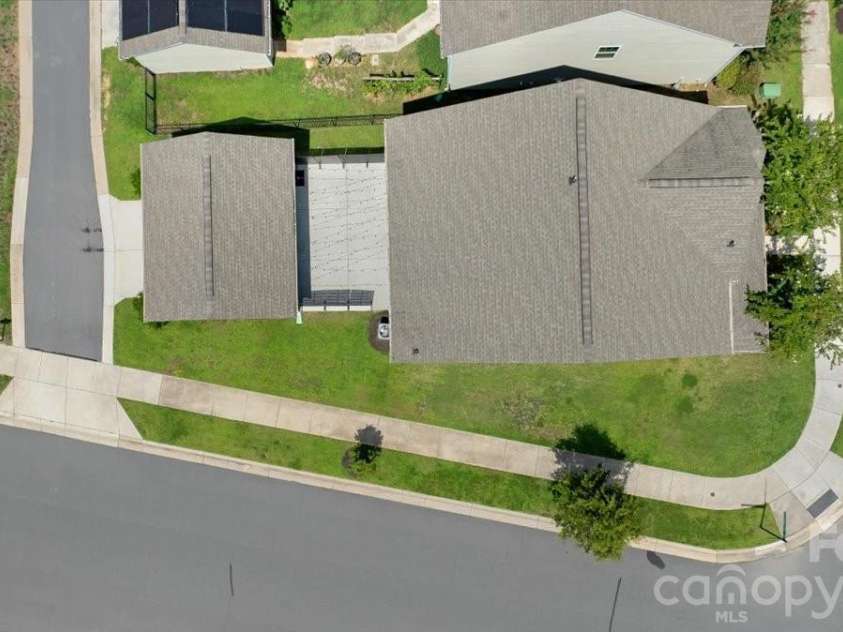 15505 Davidson East Drive, Davidson, NC 28036.  MLS# CAR4413352, YatesRealty ID 44100. 