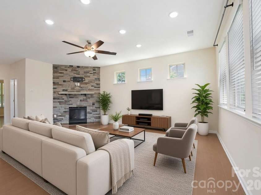 15505 Davidson East Drive, Davidson, NC 28036.  MLS# CAR4413352, YatesRealty ID 44100. Virtually staged