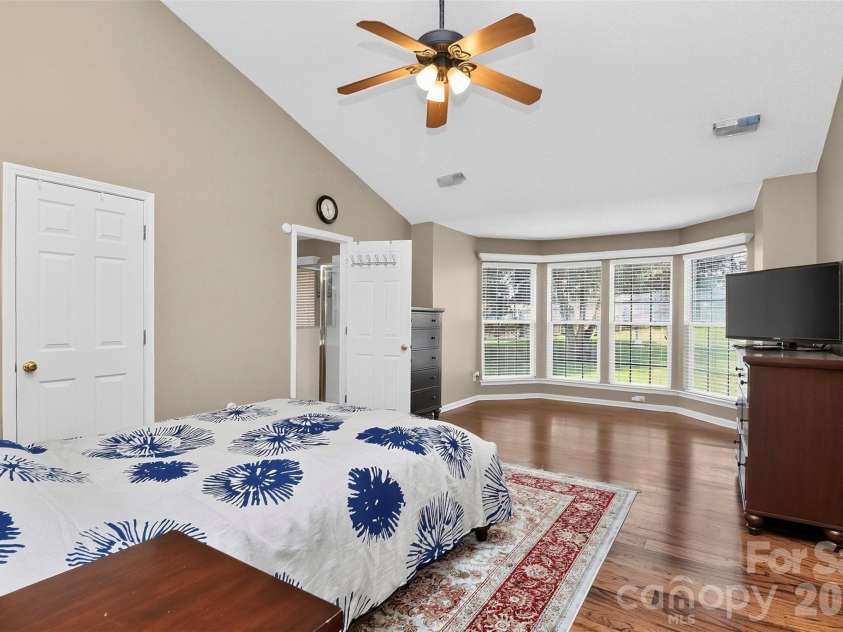 14642 Hawick Manor Lane, Pineville, NC 28134.  MLS# CAR4414256, YatesRealty ID 44101. 