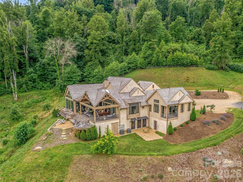 384 Doan Town Road, Burnsville, NC 28714.  MLS# CAR4414633, YatesRealty ID 44102. 
