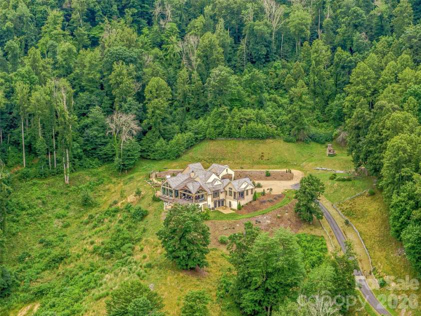 384 Doan Town Road, Burnsville, NC 28714.  MLS# CAR4414633, YatesRealty ID 44102. 
