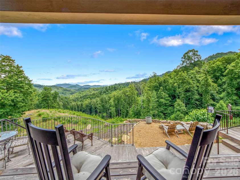 384 Doan Town Road, Burnsville, NC 28714.  MLS# CAR4414633, YatesRealty ID 44102. 