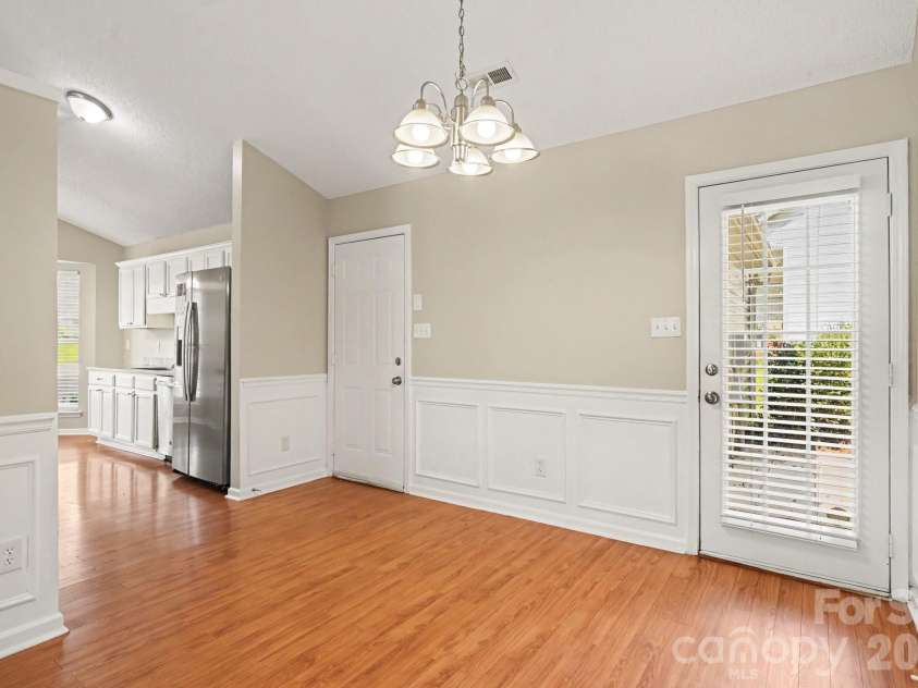 9819 Veronica Drive, Charlotte, NC 28215.  MLS# CAR4413821, YatesRealty ID 44104. 