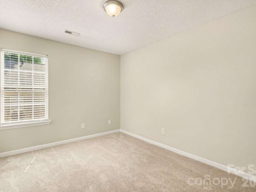 9819 Veronica Drive, Charlotte, NC 28215.  MLS# CAR4413821, YatesRealty ID 44104. 