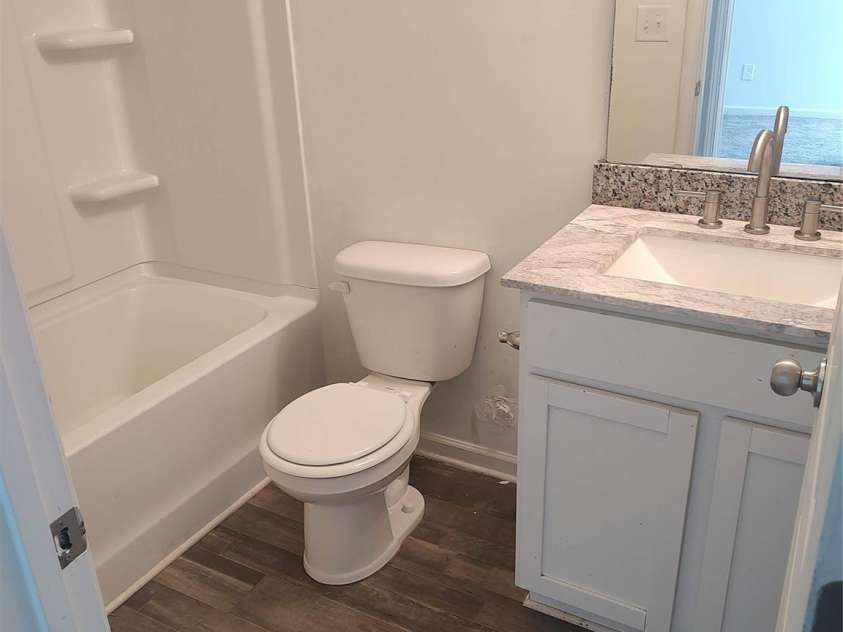 2268 Cranberry Way, Salisbury, NC 28147.  MLS# CAR4413804, YatesRealty ID 44106. Common bath - floor 2