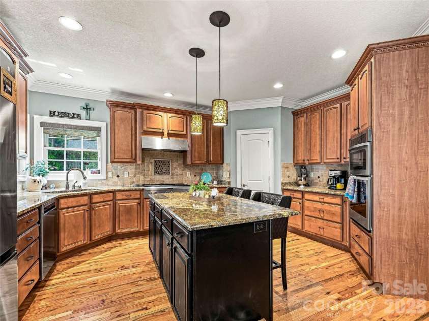 6 Sterling Run Drive, Fletcher, NC 28732.  MLS# CAR4414108, YatesRealty ID 44107. 