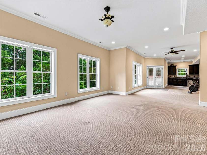 6 Sterling Run Drive, Fletcher, NC 28732.  MLS# CAR4414108, YatesRealty ID 44107. 