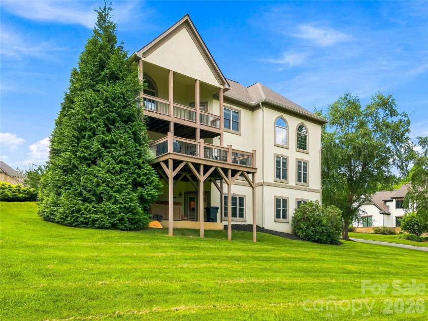 6 Sterling Run Drive, Fletcher, NC 28732.  MLS# CAR4414108, YatesRealty ID 44107. 