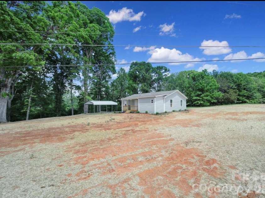 118 Henry Street, Lawndale, NC 28090.  MLS# CAR4386923, YatesRealty ID 44109. 