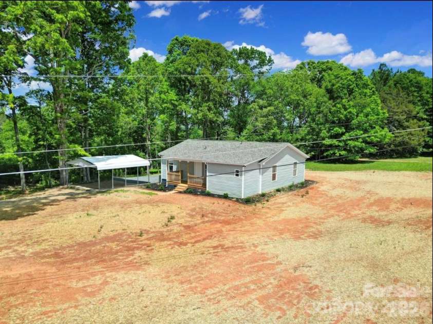 118 Henry Street, Lawndale, NC 28090.  MLS# CAR4386923, YatesRealty ID 44109. 