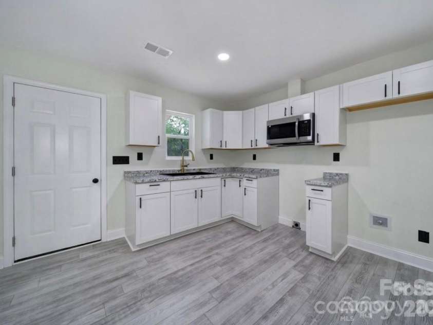 118 Henry Street, Lawndale, NC 28090.  MLS# CAR4386923, YatesRealty ID 44109. 