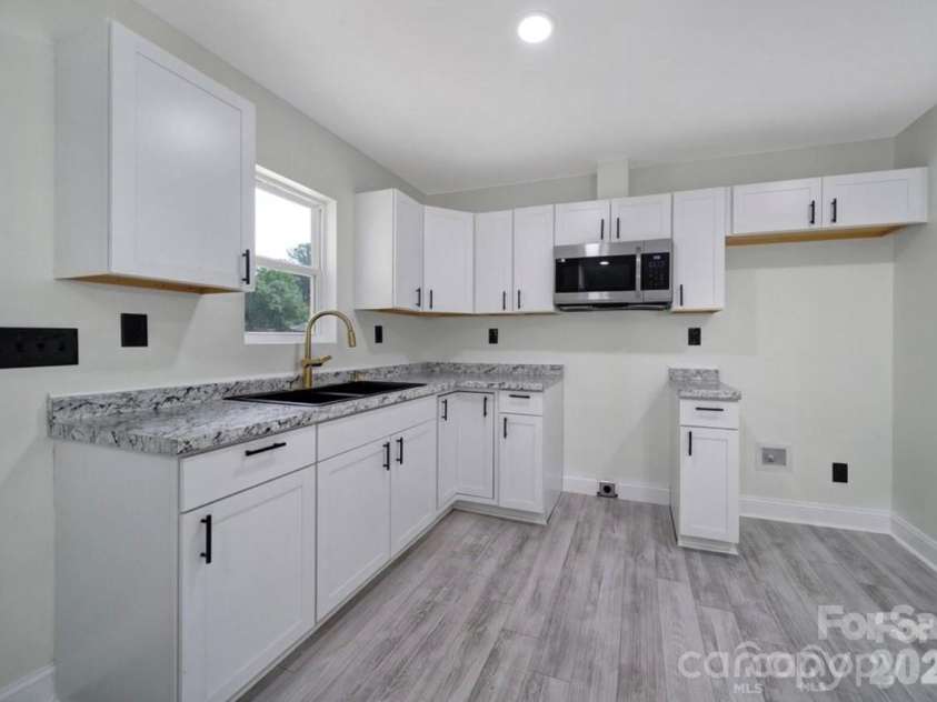 118 Henry Street, Lawndale, NC 28090.  MLS# CAR4386923, YatesRealty ID 44109. 