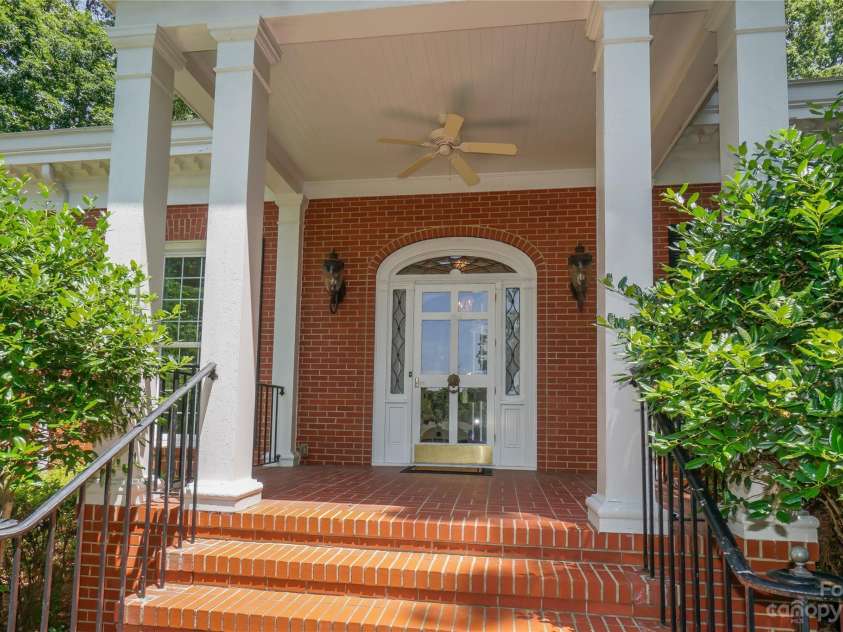 620 9th Street, Albemarle, NC 28001.  MLS# CAR4040968, YatesRealty ID 4411. 