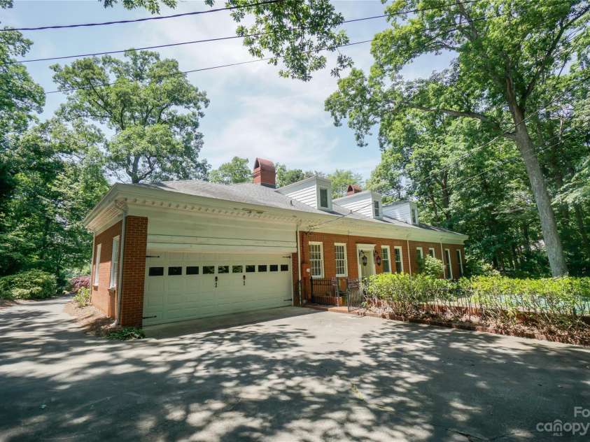 620 9th Street, Albemarle, NC 28001.  MLS# CAR4040968, YatesRealty ID 4411. Double Car Atatched Garage