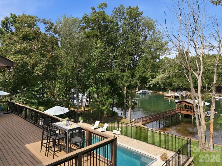 20334 Bethelwood Lane, Cornelius, NC 28031.  MLS# CAR4409057, YatesRealty ID 44110. 